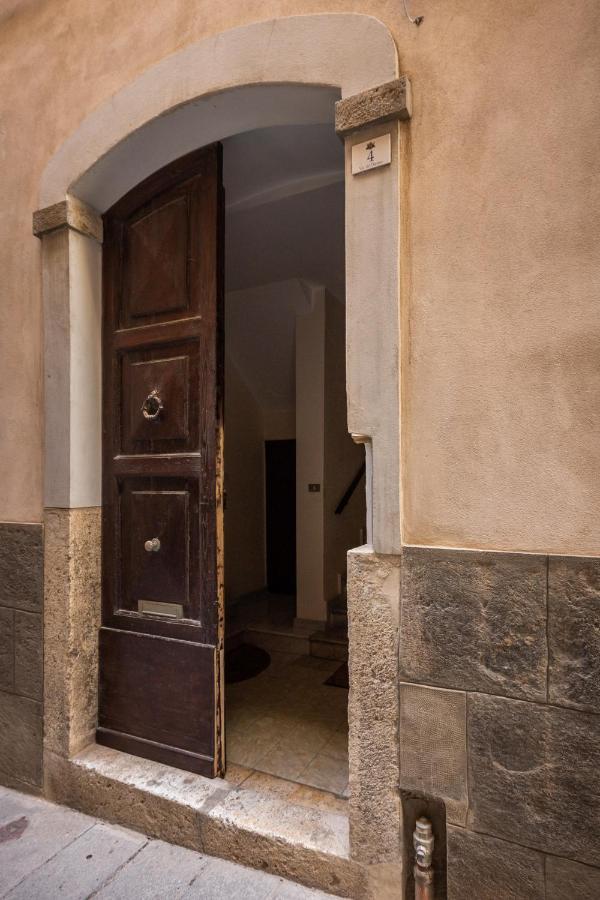 Apartmán Casa Del Duomo Cagliari Exteriér fotografie