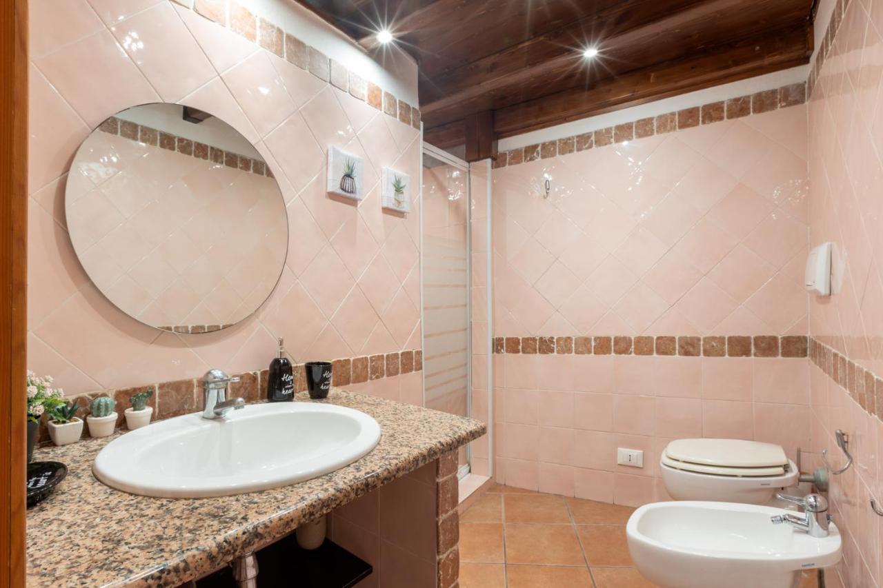 Apartmán Casa Del Duomo Cagliari Exteriér fotografie